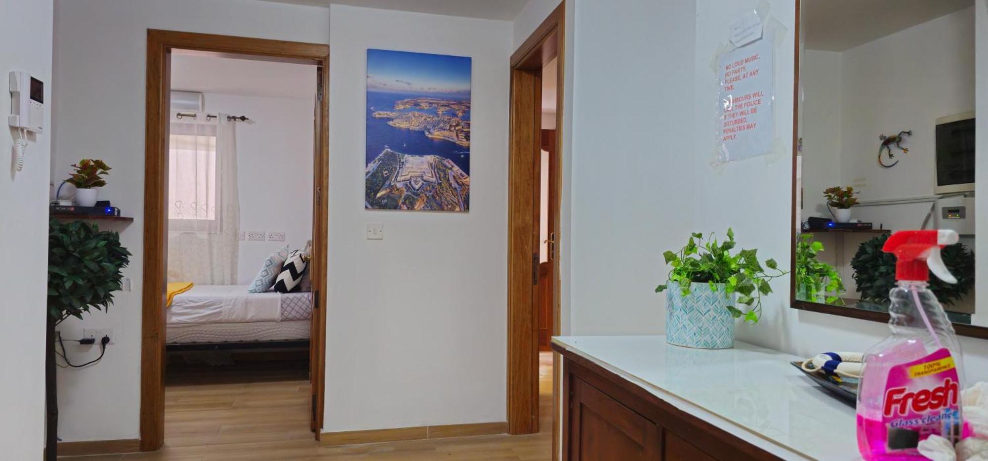 3 Floors Villa On Promenade 4 Bedrooms 3 Bathrooms Sliema Bagian luar foto