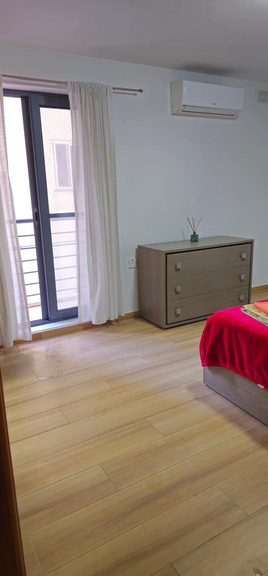 3 Floors Villa On Promenade 4 Bedrooms 3 Bathrooms Sliema Bagian luar foto