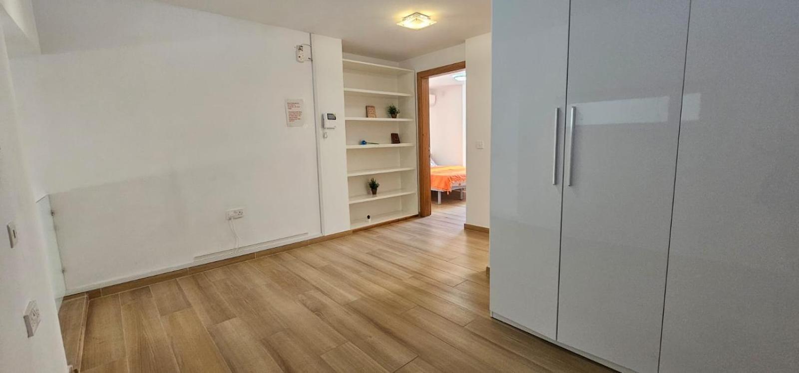 3 Floors Villa On Promenade 4 Bedrooms 3 Bathrooms Sliema Bagian luar foto